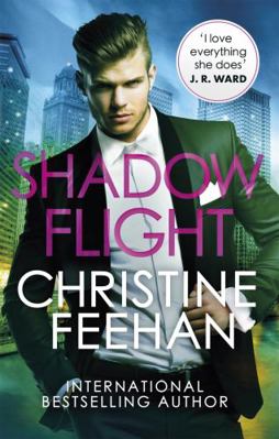 Shadow Flight: Paranormal meets mafia romance i... 0349426716 Book Cover