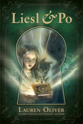 Liesl and Po 1444723081 Book Cover