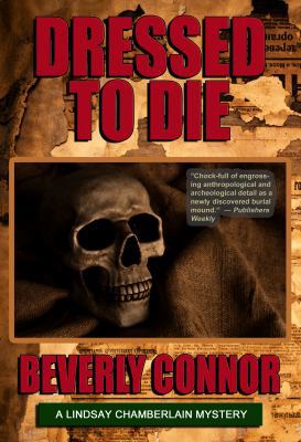 Dressed To Die: Lindsay Chamberlain Mystery #3 [Large Print] 1939874297 Book Cover