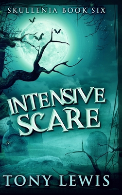 Intensive Scare: Large Print Hardcover Edition [Large Print] 1715853687 Book Cover