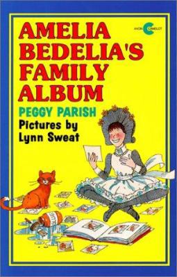 Amelia Bedelia's Family Album 0380728605 Book Cover