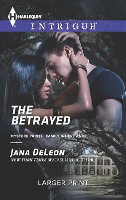 The Betrayed [Large Print] 0373747683 Book Cover