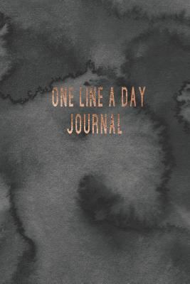 One Line a Day Journal: A 5 Year Journal. One L... 172415446X Book Cover