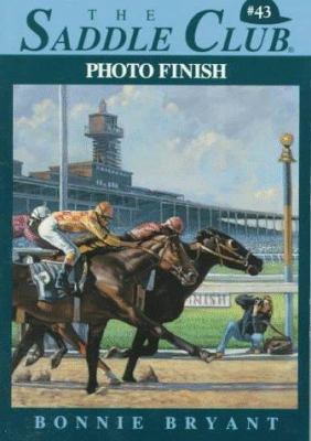 Photo Finish (Saddle Club, No. 43) 0553482610 Book Cover