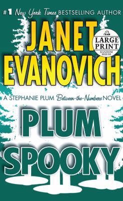 Plum Spooky [Large Print] 0739328271 Book Cover