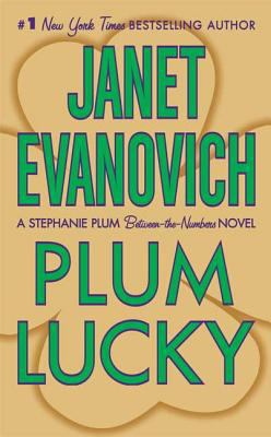 Plum Lucky: A Stephanie Plum Between the Number... B0051XTZPW Book Cover