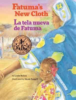 Fatuma's New Cloth / La tela nueva de Fatuma [Large Print] 1683041607 Book Cover