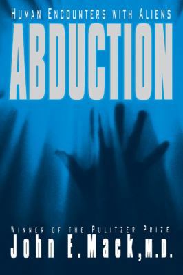 Abduction: Human Encounters with Aliens 1416575804 Book Cover