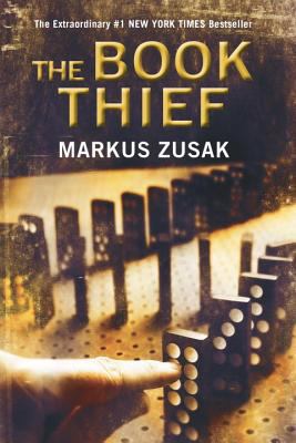 The Book Thief 0375831002 Book Cover