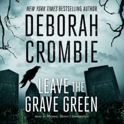 Leave the Grave Green 1538433842 Book Cover