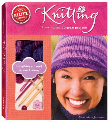 Knitting: Learn to Knit 6 Great Projects [With ... 0545561671 Book Cover