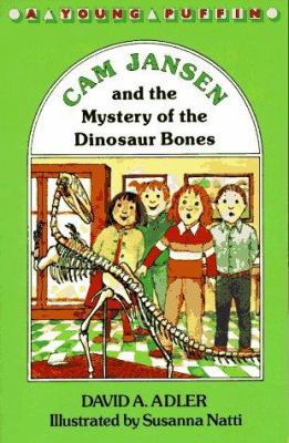 CAM Jansen: The Mystery of the Dinosaur Bones #3 0140346740 Book Cover