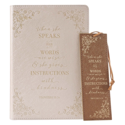 Gift Set When She Speaks B084P47Q55 Book Cover