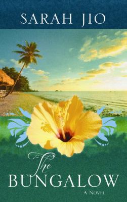 The Bungalow [Large Print] 1611733693 Book Cover