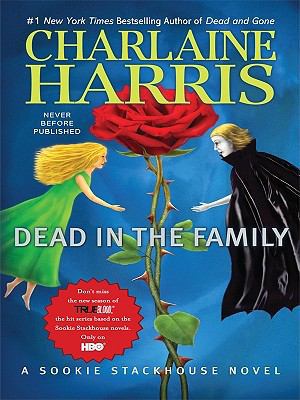 Dead in the Family [Large Print] 1410426505 Book Cover