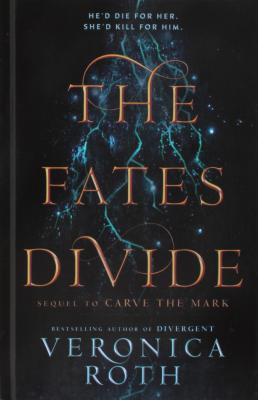 The Fates Divide [Large Print] 1432851977 Book Cover