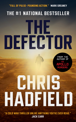 The Defector 103900542X Book Cover