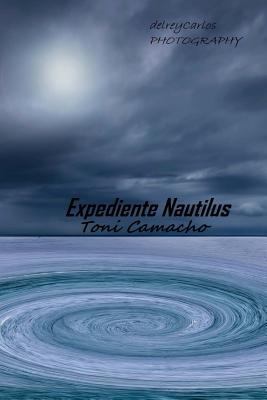 Expediente Nautilus: El Mal acecha [Spanish] 1535267518 Book Cover