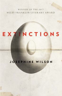 Extinctions 1742588980 Book Cover