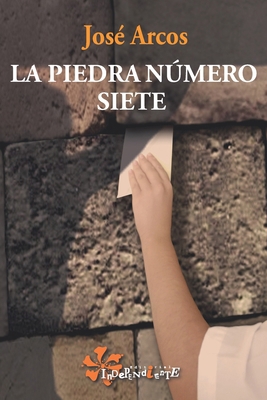 La piedra número siete [Spanish] B0D5V961NM Book Cover