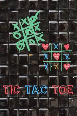 Tic Tac Toe: Activity Book Play 600 Games for T... 1729736238 Book Cover