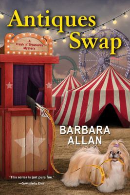 Antiques Swap (A Trash 'n' Treasures Mystery) 0758293046 Book Cover