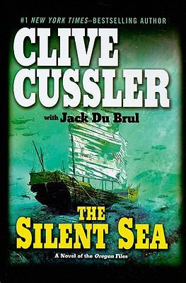 The Silent Sea [Large Print] 1410421945 Book Cover