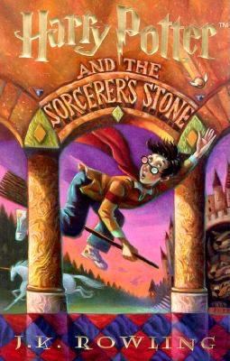 Harry Potter and the Sorcerer's Stone [Large Print] 0786222727 Book Cover