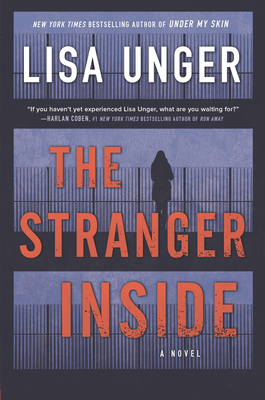 The Stranger Inside [Large Print] 1432870521 Book Cover