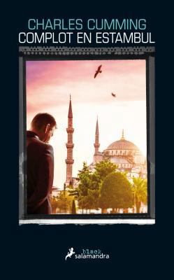 Complot En Estambul [Spanish] 8416237301 Book Cover