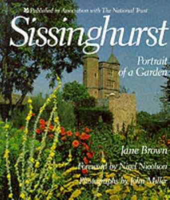 Sissinghurst, Portrait of a Garden 0297833502 Book Cover