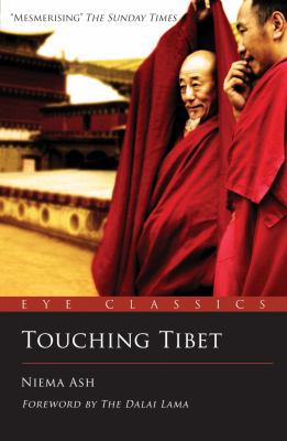 Touching Tibet: An Eye Classic 1903070678 Book Cover