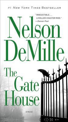 The Gate House [Large Print] 0446505404 Book Cover