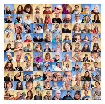 Hardcover Small Town Big Art : 100 Artists of Carpinteria Book