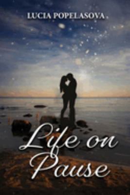 Paperback Life On Pause Book