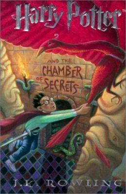 Harry Potter and the Chamber of Secrets [Large Print] 0786222735 Book Cover