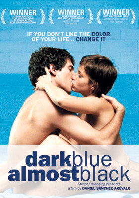Dark Blue Almost Black [Spanish] B000YDBPCK Book Cover