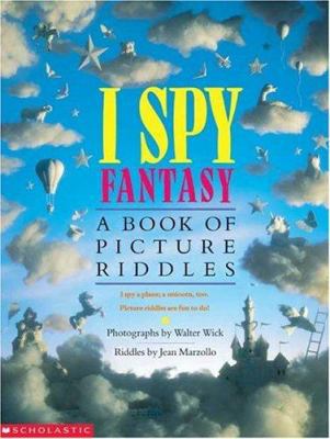 I Spy Fantasy 0439684226 Book Cover