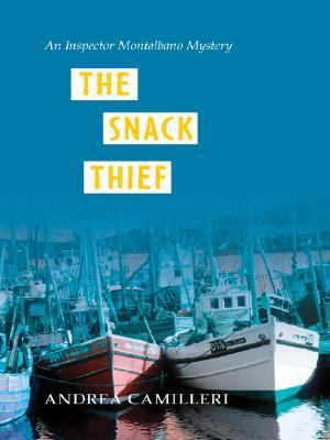 The Snack Thief [Large Print] 1587246341 Book Cover