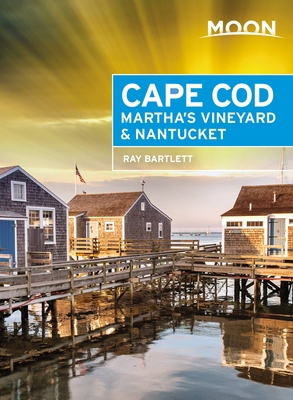 Moon Cape Cod, Martha's Vineyard & Nantucket 1640492097 Book Cover
