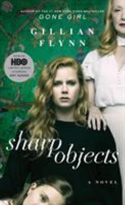 Sharp Objects Mm Mti Exp [French] 0525576819 Book Cover