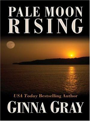 Pale Moon Rising [Large Print] 1587247666 Book Cover