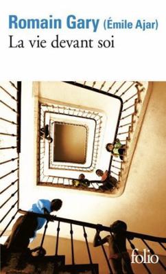 Vie Devant Soi 2070373622 Book Cover