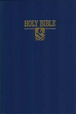Holy Bible New Revised Standard Version/Pew,Navy [Large Print] 0529110040 Book Cover