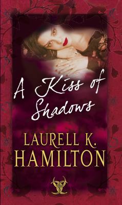 A Kiss Of Shadows: (Merry Gentry 1) 0553813838 Book Cover