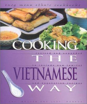 Cooking the Vietnamese Way: Includes New Low-Fa... 0822505134 Book Cover