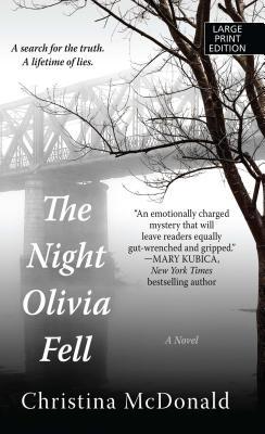 The Night Olivia Fell [Large Print] 1432863614 Book Cover