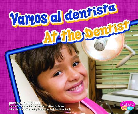 Vamos al Dentista/At The Dentist [Spanish] 1429645962 Book Cover