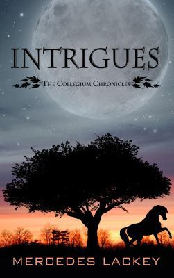 Intrigues [Large Print] 1410433633 Book Cover