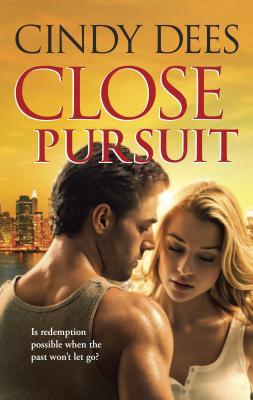 Close Pursuit 0373778481 Book Cover